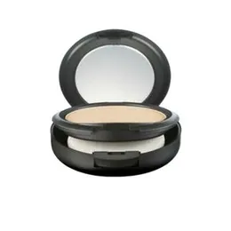 MAC Studio Fix Powder Plus Foundation | Full-Coverage Matte Finish Powder