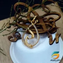 Gold Plated Pendant For Ladies Stylish Rich Look Drop Pendant.