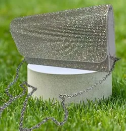 High Quality Shining Chain Wedding Clutches - Add Glamour to Your Special Day