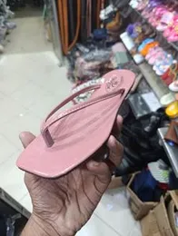 Ladies Fashionable Flat Slippers