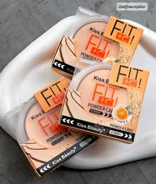 Vitamin c high quality compact powders  All skin type  Matte finishing  With sponge