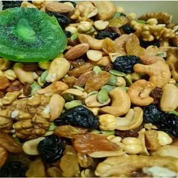 Premium Mixed Nuts & Dry Fruits 600g Large Pack - Healthy Snack Mix with FREE Oreo