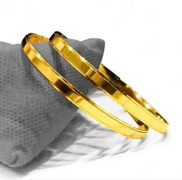 Gold plated Stylish Look fashion Bangle For Women