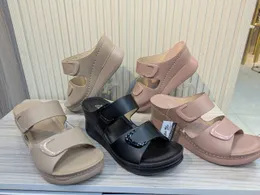 Women,s fashionable high quality sundels slippers flip flops casual slippers