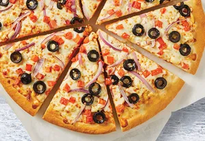 Medium Greek Pizza