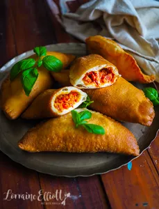 Panzerotti w 3 Toppings