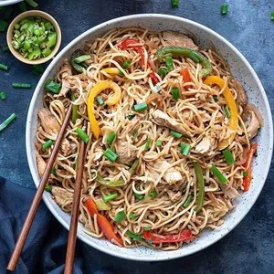 Chicken Hakka Noodles