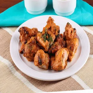 Tandoori Chicken Tikka (8 Pieces)