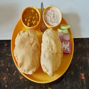 Chana Bhatura