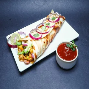 Egg Bhurji Roll