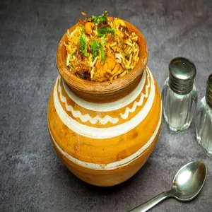 Kashmiri Dum Biryani