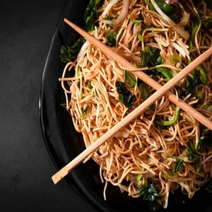 Veg Hakka Noodles