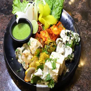 Veg Platter [Mini, 10 Pieces]