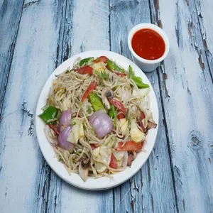 Veg Hakka Noodles