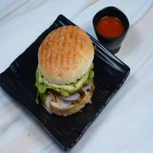Bombay Aloo Wada Tikki Burger