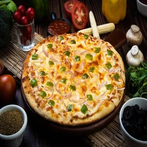Veggie Deluxe Pizza 13"