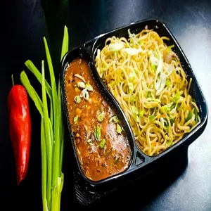 Loaded Veggie Noodles with Manchurian