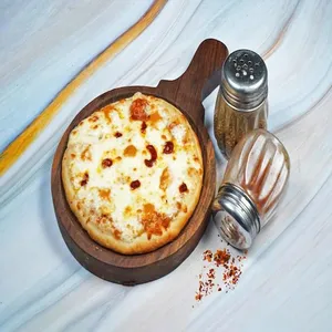 Cheesy 7 Pizza