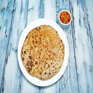 Aloo Pyaaz Paratha