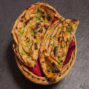 Achari Laccha Paratha