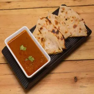 Keema Naan with Gravy (200 ML)