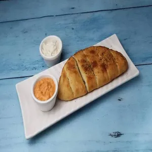 Cheese Stuffed Garlic Bread