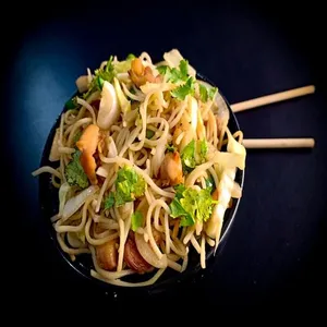 Loaded Chicken Chowmein