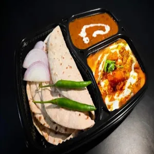 Punjabi Masala Chaap with Dal Makhani and 5 Ghar ki Roti