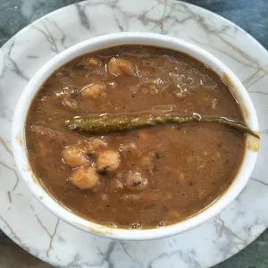 Chole