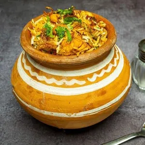 Chicken Hyderabadi Biryani