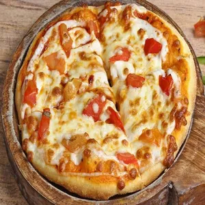 Cheese And Tomato Pizza