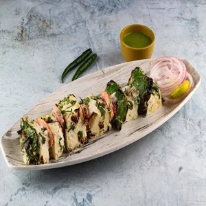 Paneer Pudhina Tikka