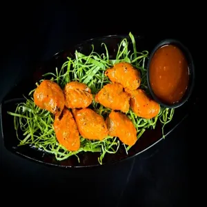 Tandoori Paneer Momos [8 Pieces]
