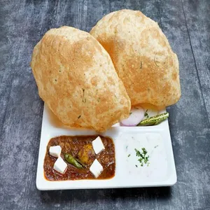 Chana Bhature