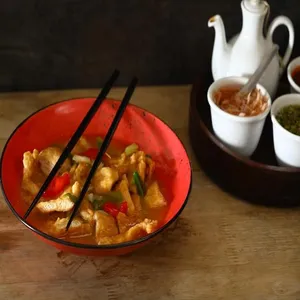 Boneless Lemon Chicken (8 Peices)