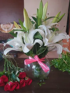 Lilies White