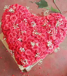 Full Roses Heart
