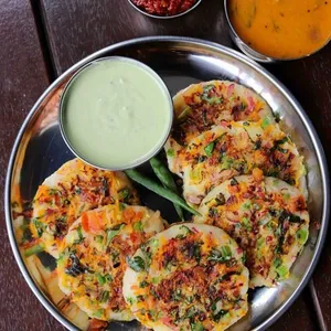 Paneer Special Uttapam