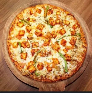 Paneer Makhani Pizza