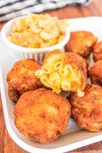 Fried Macaroni And Cheese Bites