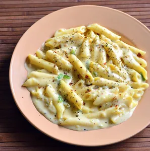 White Sauce Pasta