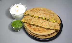 Mix Veg Stuffed Paratha