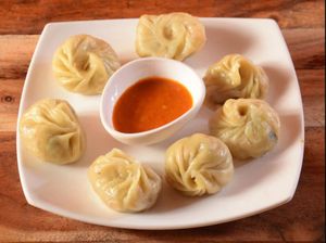 Steam Momos