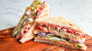 Aloo Tikki Sandwich