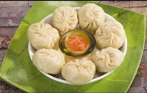 Veg Momos (Steam/Fry)