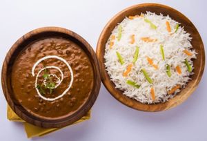 Dal Makhani With Mutter Pulav