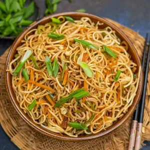 Hakka Chowmein