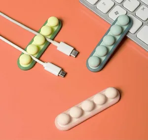Organizador de cables autoadhesivo