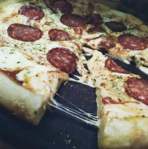 Pizza Calabresa