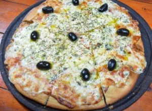 Pizza Cuatro Quesos